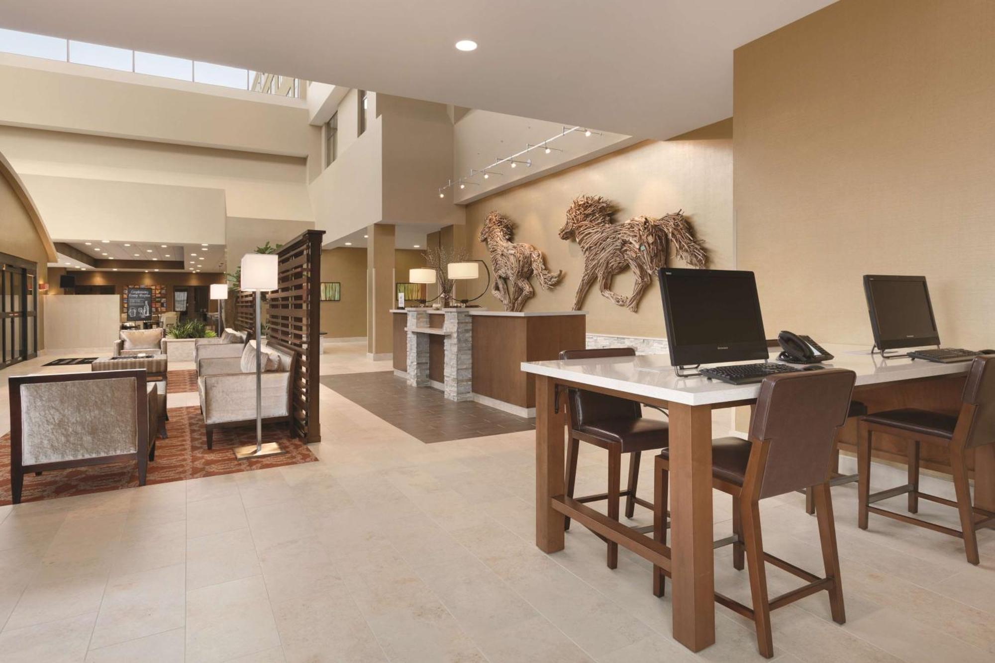 Embassy Suites By Hilton Akron Canton Airport North Canton Dış mekan fotoğraf