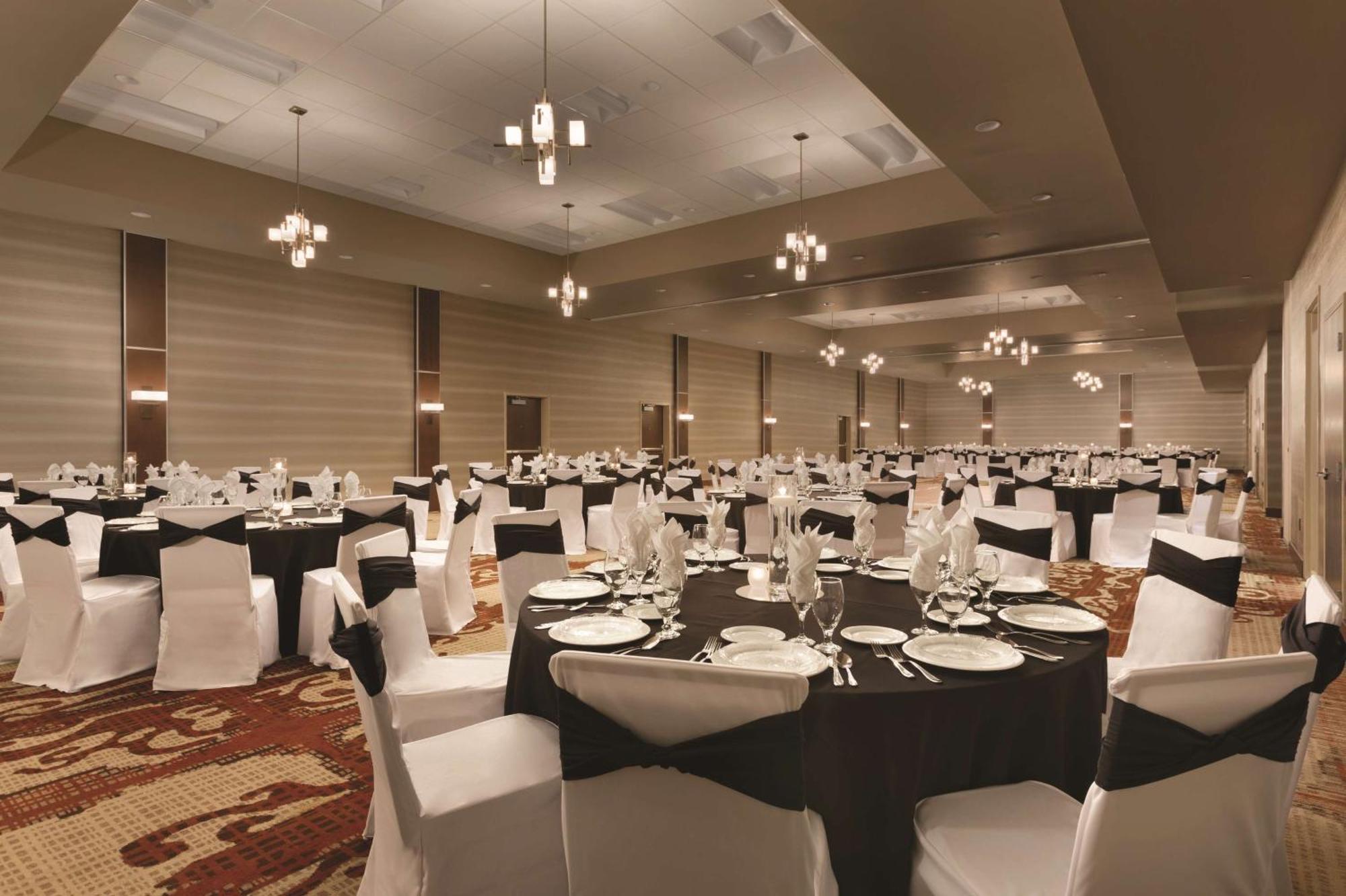 Embassy Suites By Hilton Akron Canton Airport North Canton Dış mekan fotoğraf