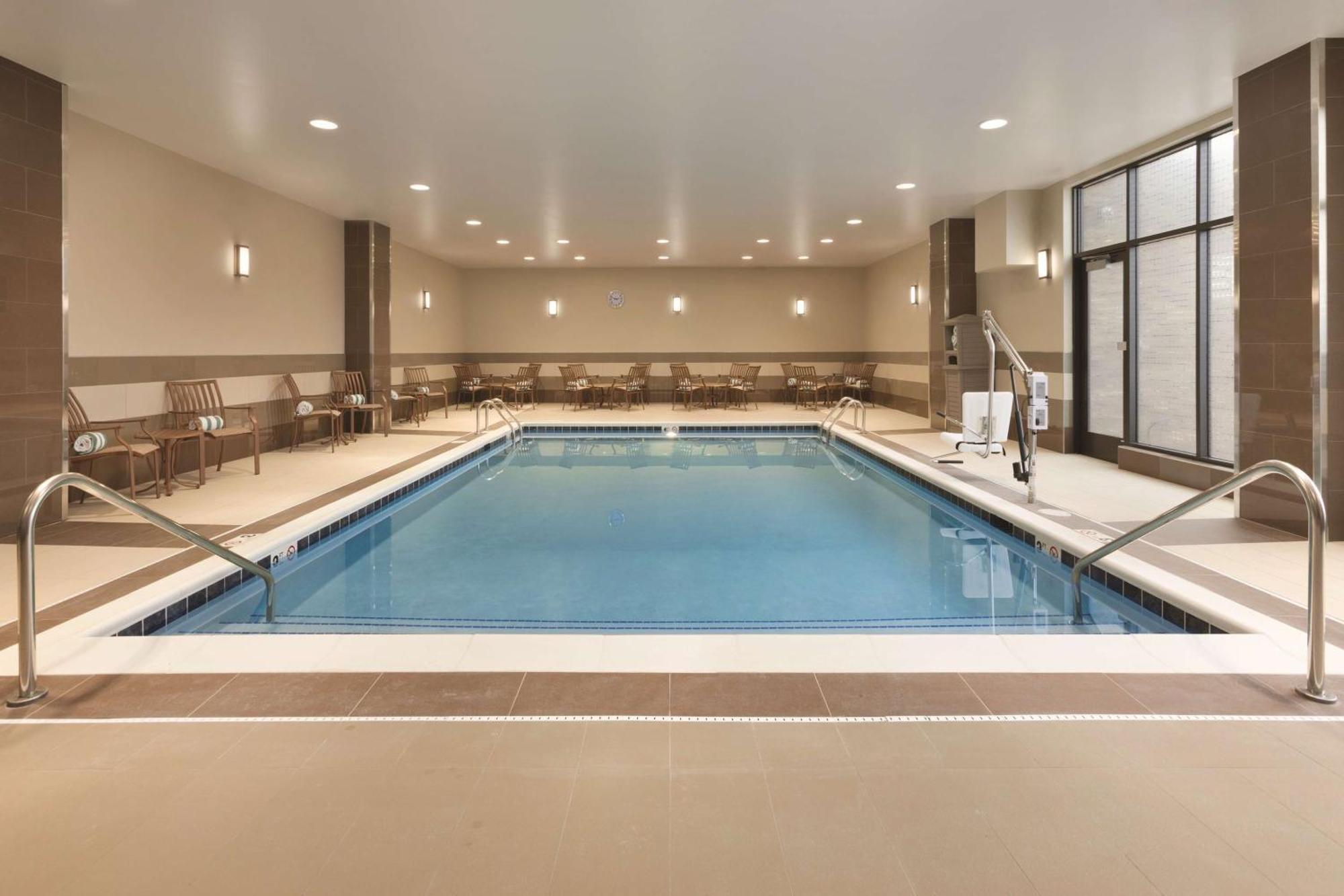 Embassy Suites By Hilton Akron Canton Airport North Canton Dış mekan fotoğraf