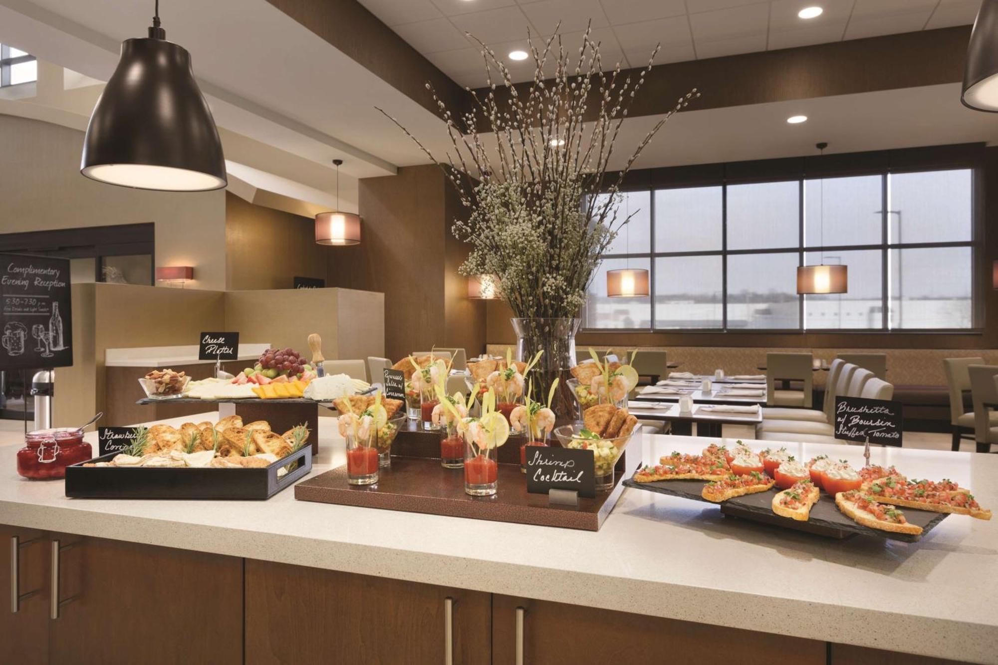 Embassy Suites By Hilton Akron Canton Airport North Canton Dış mekan fotoğraf